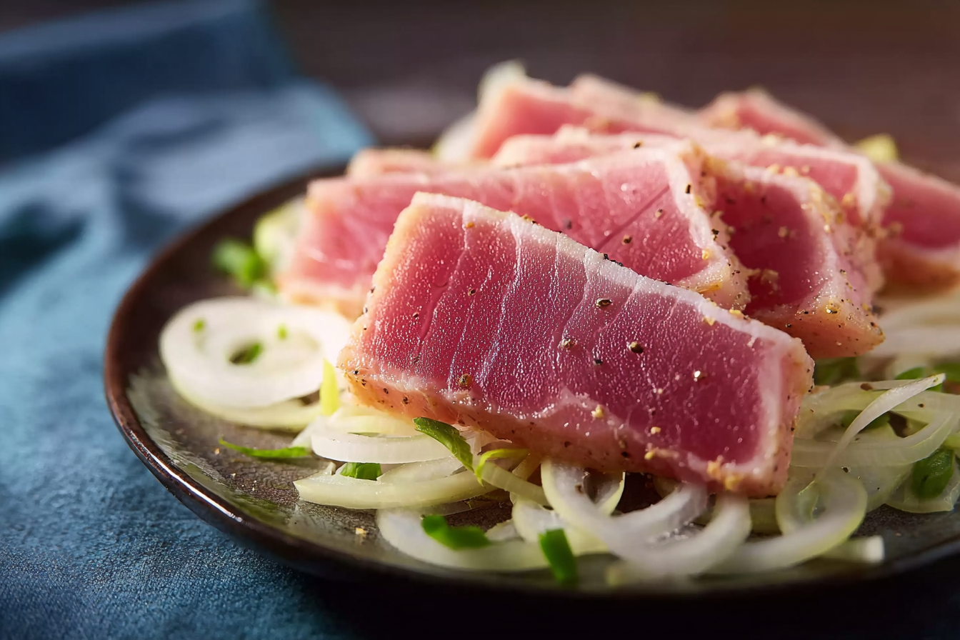 Seared ahi tuna recipe served over fennel salad